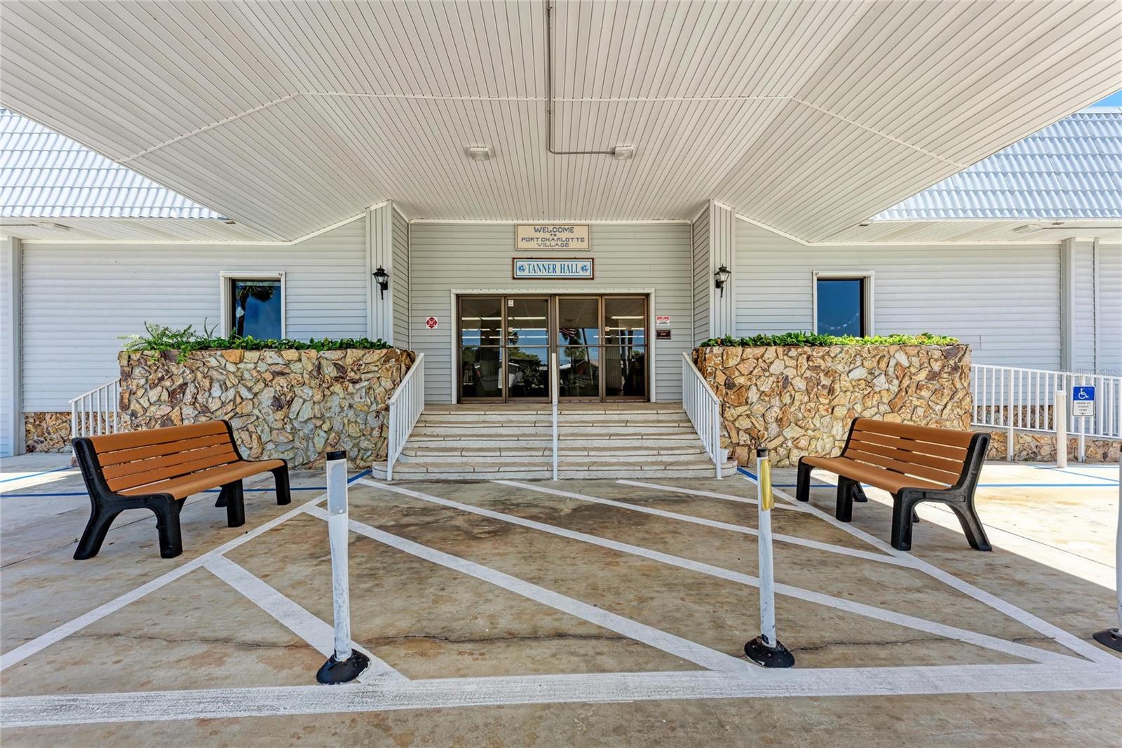 PORT CHARLOTTE SEC 008 - Land