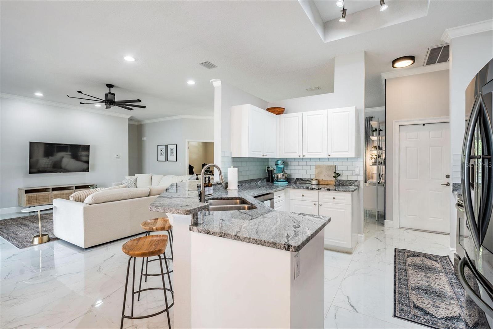 MEADOW POINTE PRCL 03 - Residential Lease