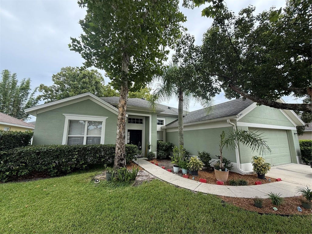 Photo of 2941 Maple Grove Place, Oviedo, FL 32765 (MLS # O6423681)