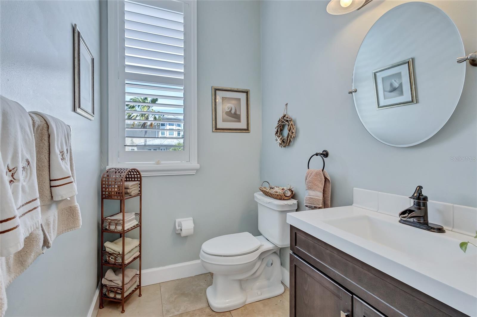 BAYWOOD SHORES - Residential