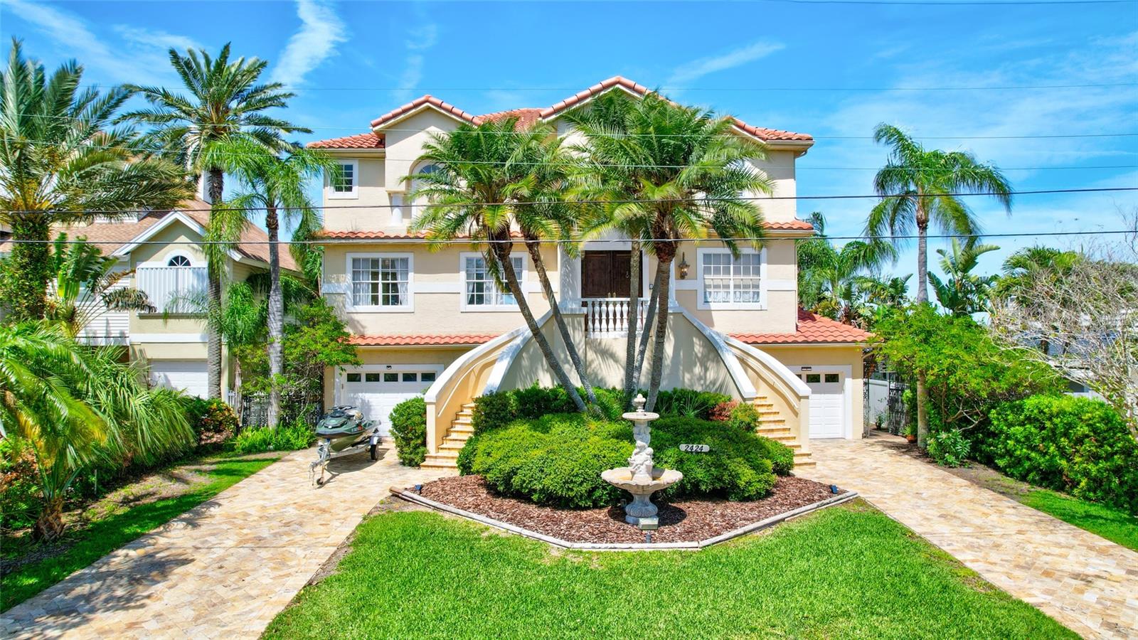 BAYWOOD SHORES - Residential