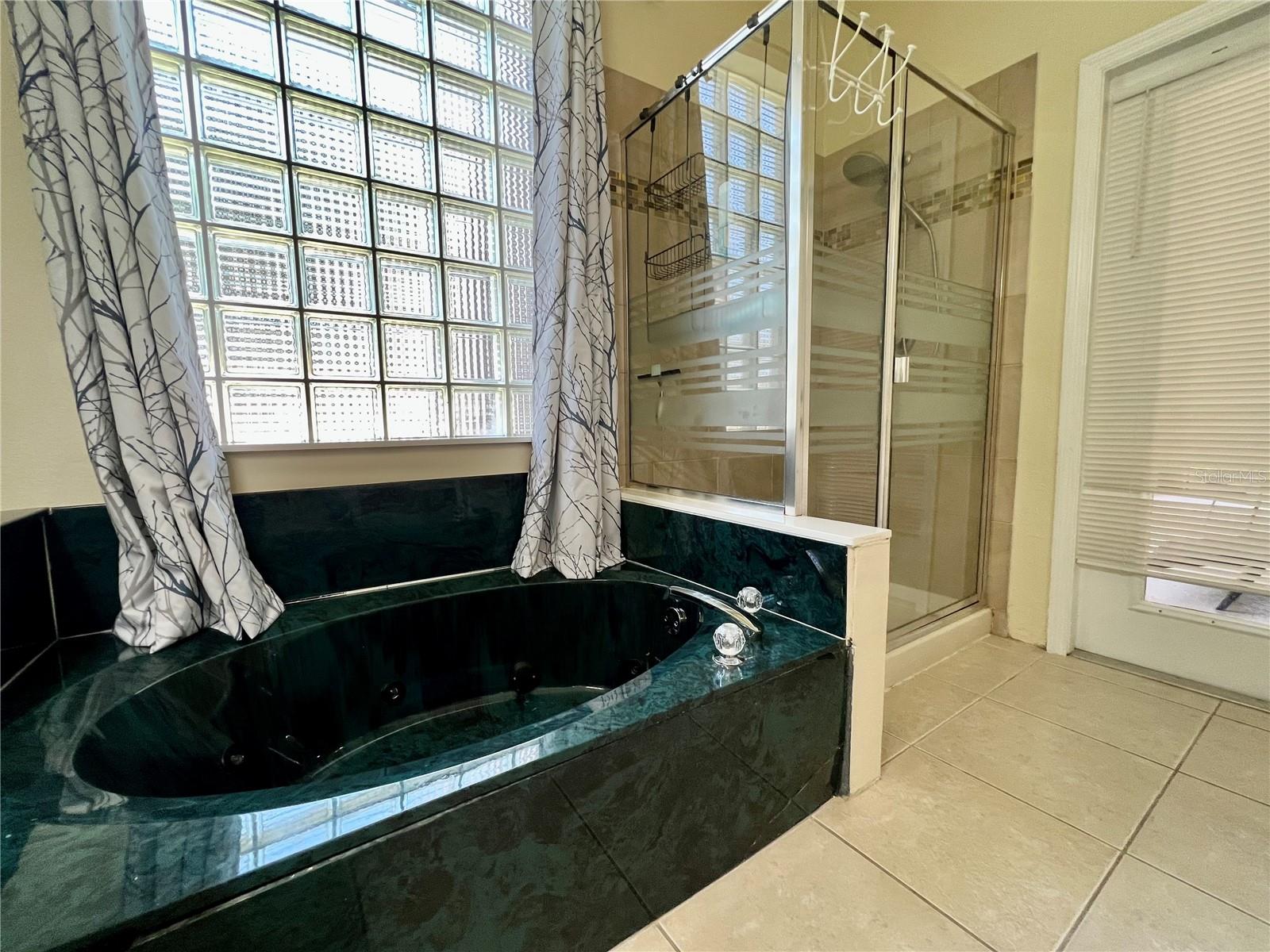 LANDSBROOK TERRACE - Residential Lease