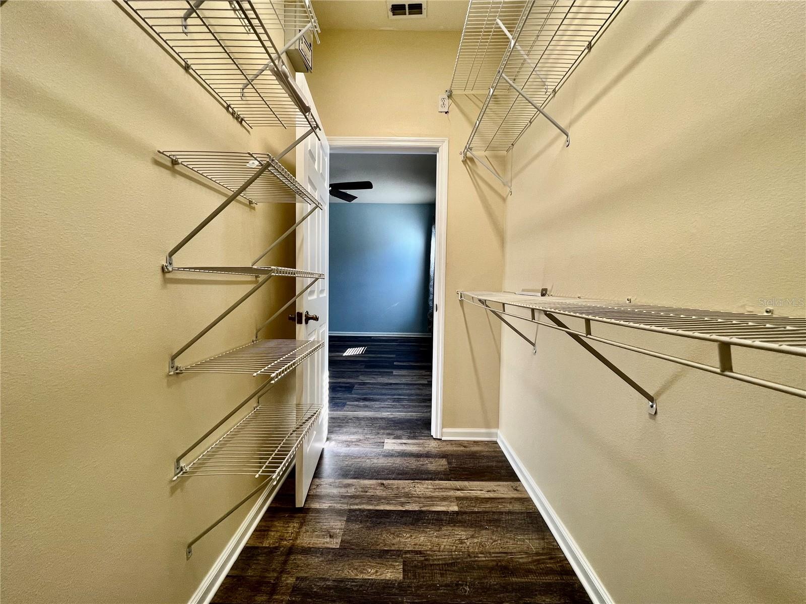 LANDSBROOK TERRACE - Residential Lease