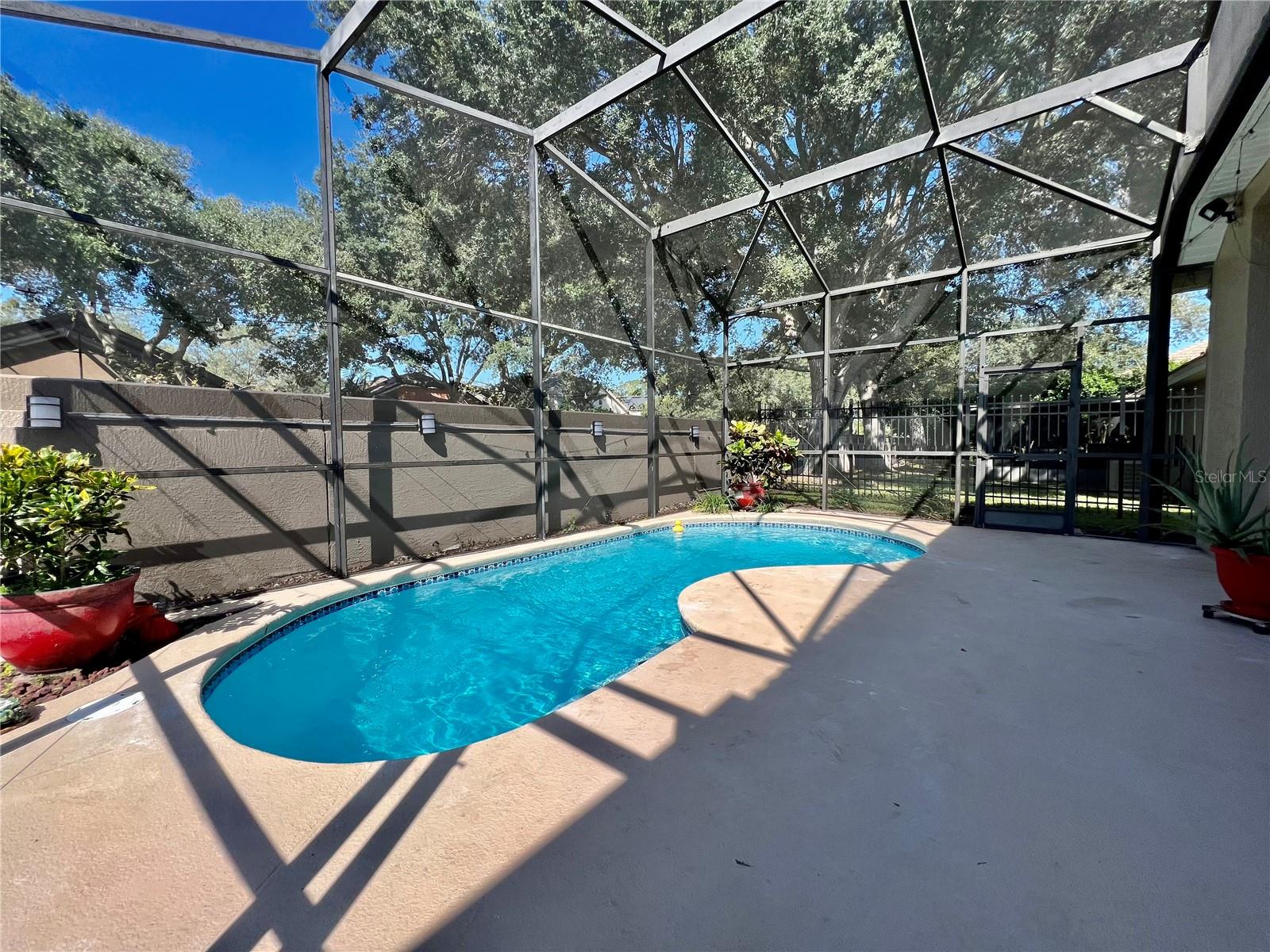 LANDSBROOK TERRACE - Residential Lease