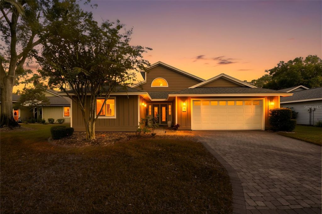 Photo of 7 Treetop Trail, Ormond Beach, FL 32174 (MLS # G5105655)