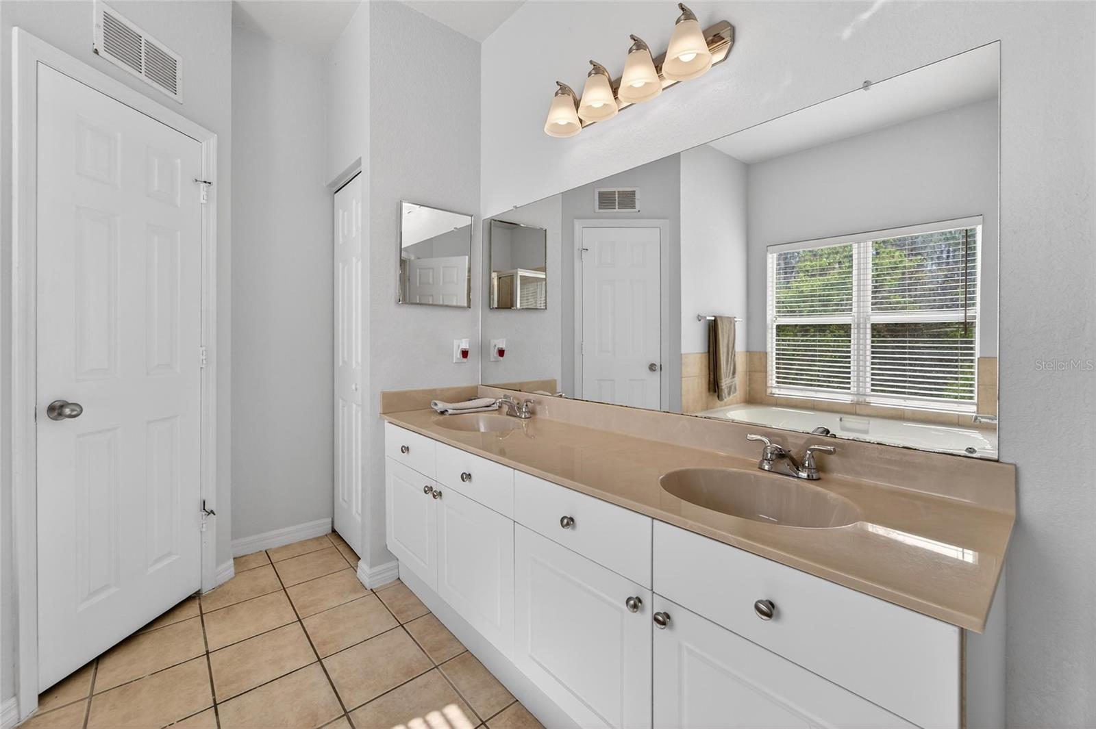 CROSS CREEK GARDENS - Residential