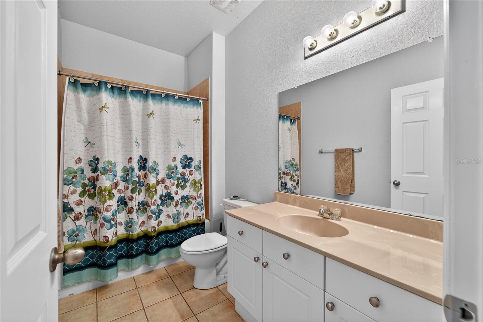 CROSS CREEK GARDENS - Residential