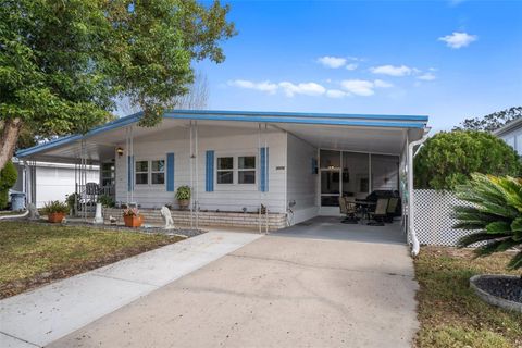 A home in BROOKSVILLE