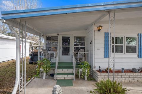 A home in BROOKSVILLE