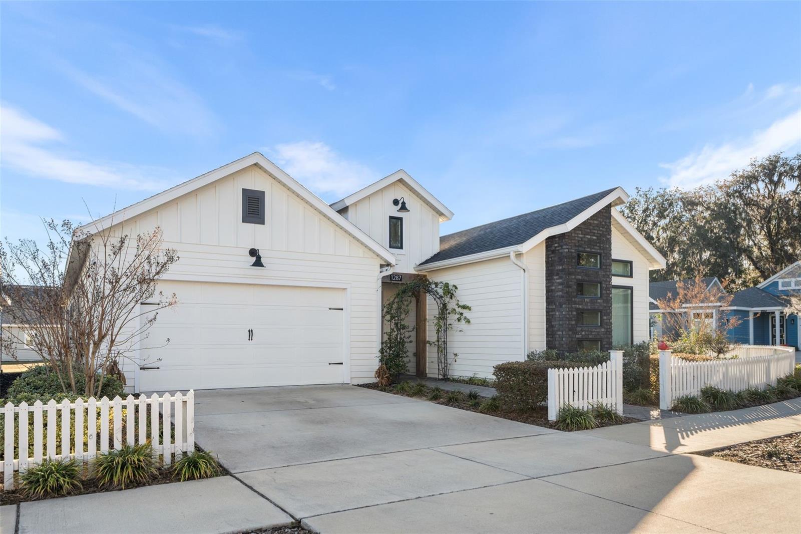 FAIRWAY POINTE AT WEST END - Residential