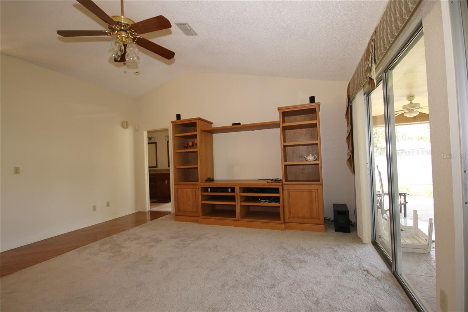 1670 PALMWOOD DRIVE