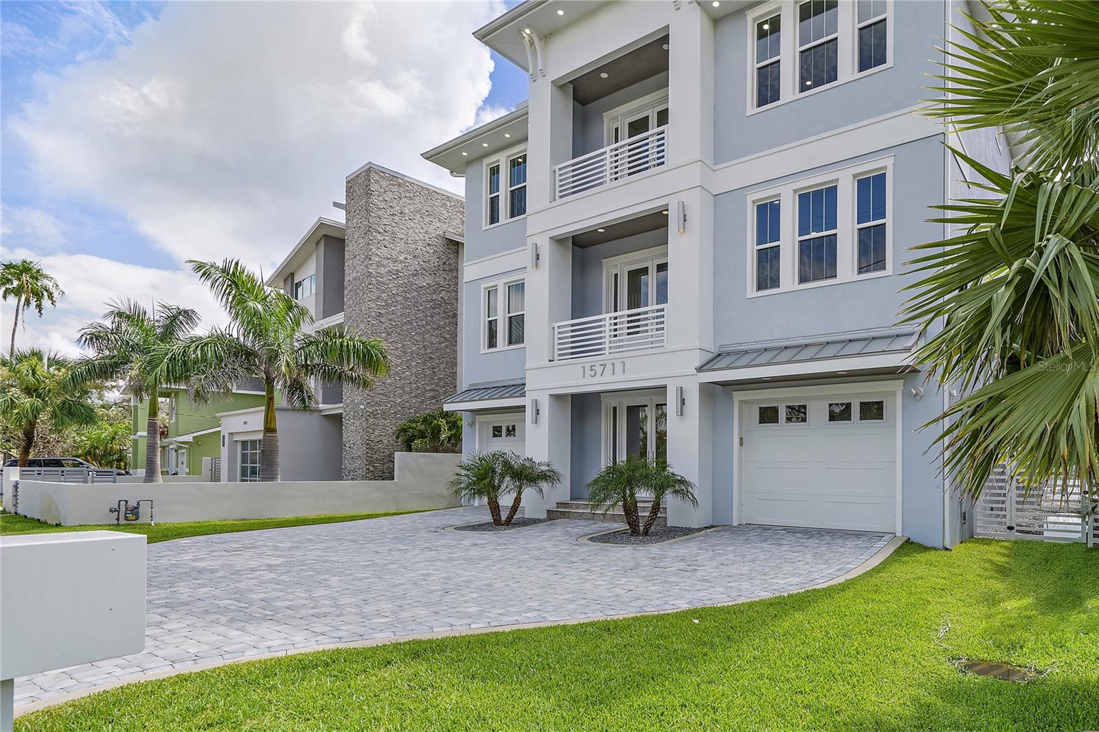 LONE PALM BEACH 2ND ADD - Residential