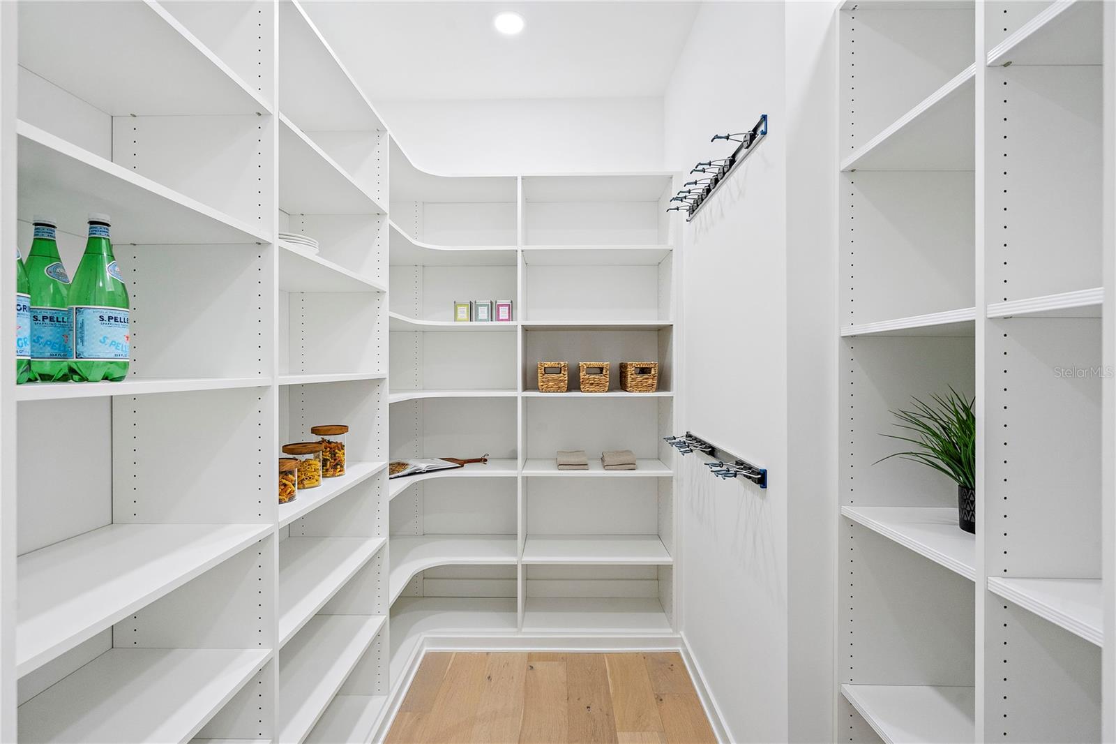 LONE PALM BEACH 2ND ADD - Residential