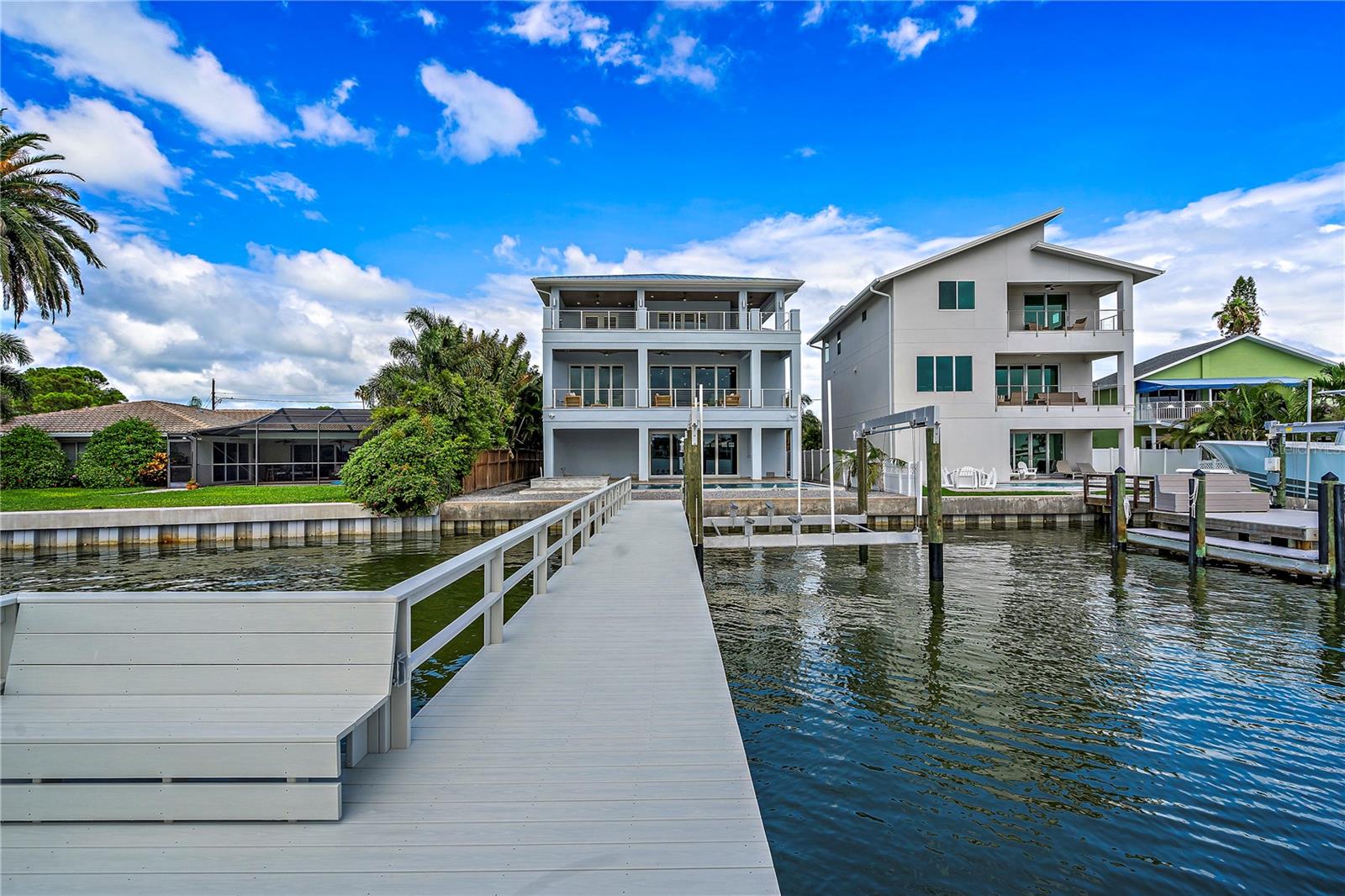 LONE PALM BEACH 2ND ADD - Residential