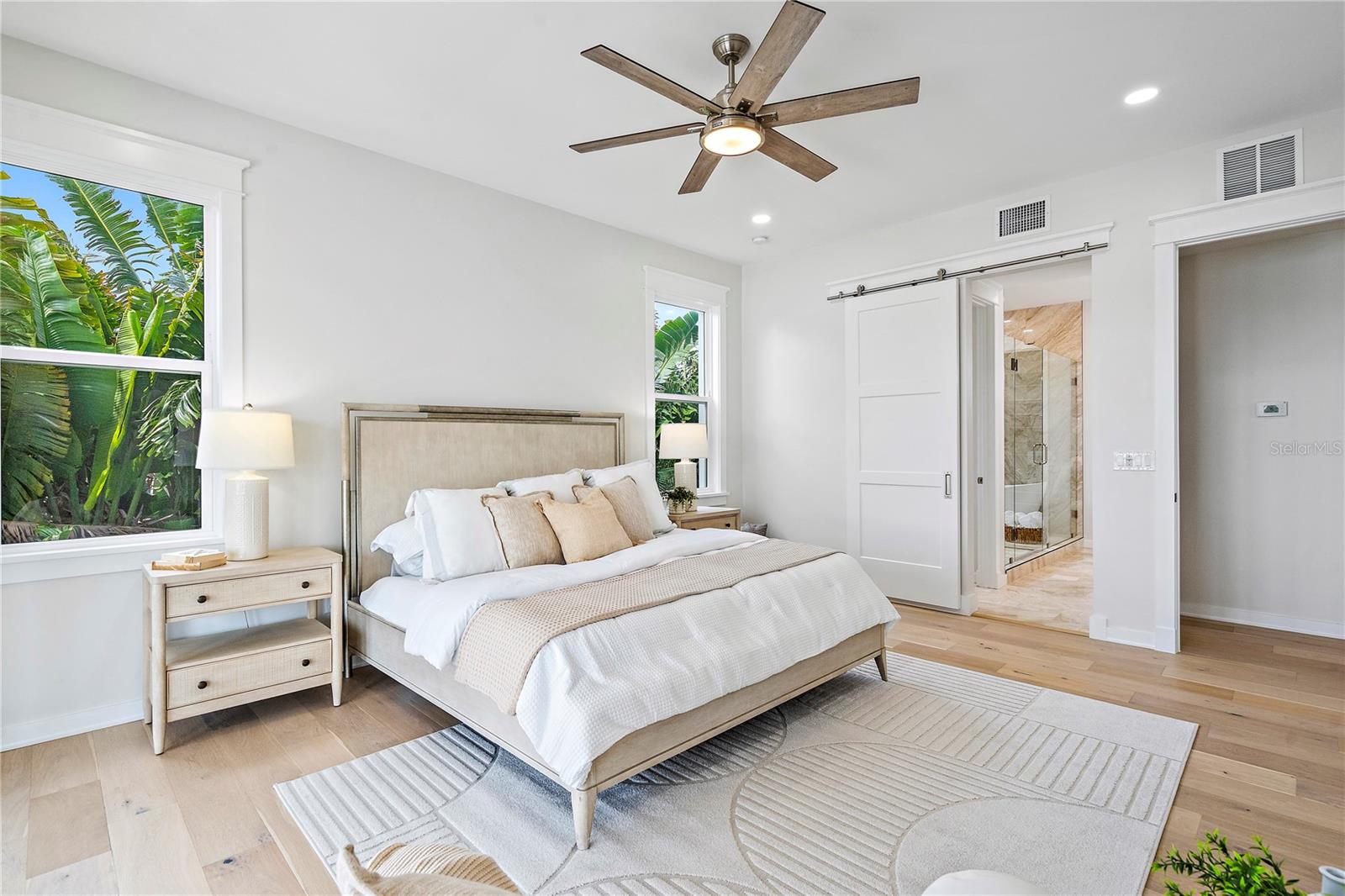 LONE PALM BEACH 2ND ADD - Residential