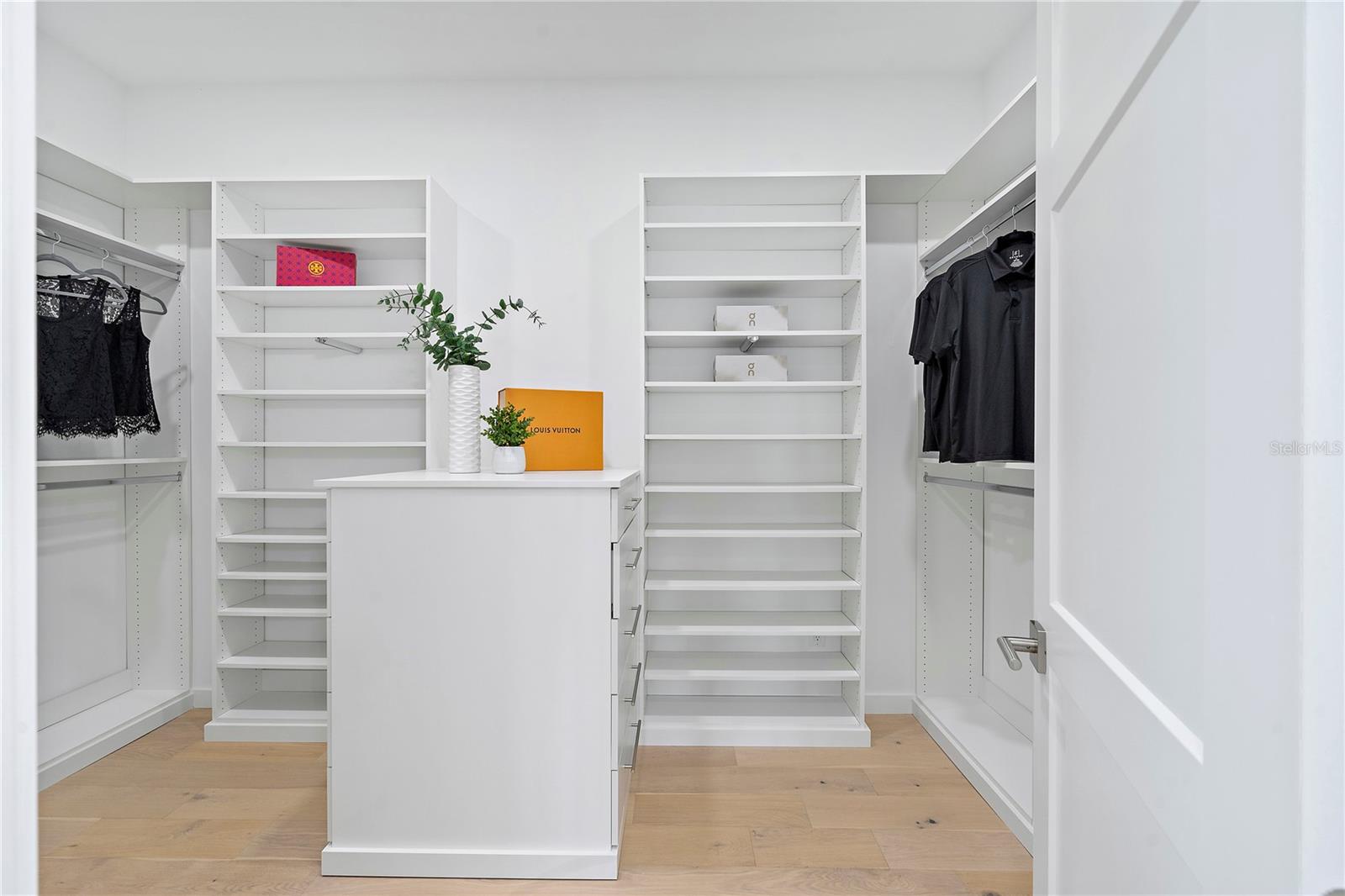 LONE PALM BEACH 2ND ADD - Residential