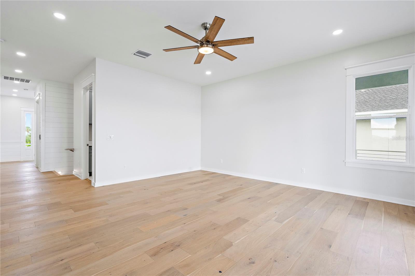 LONE PALM BEACH 2ND ADD - Residential