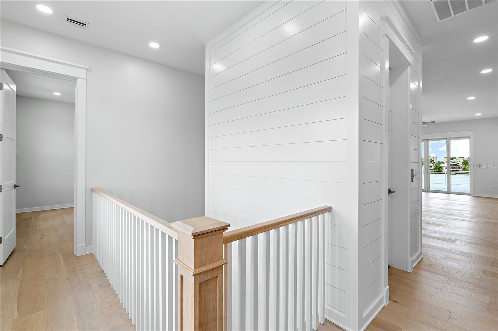 LONE PALM BEACH 2ND ADD - Residential