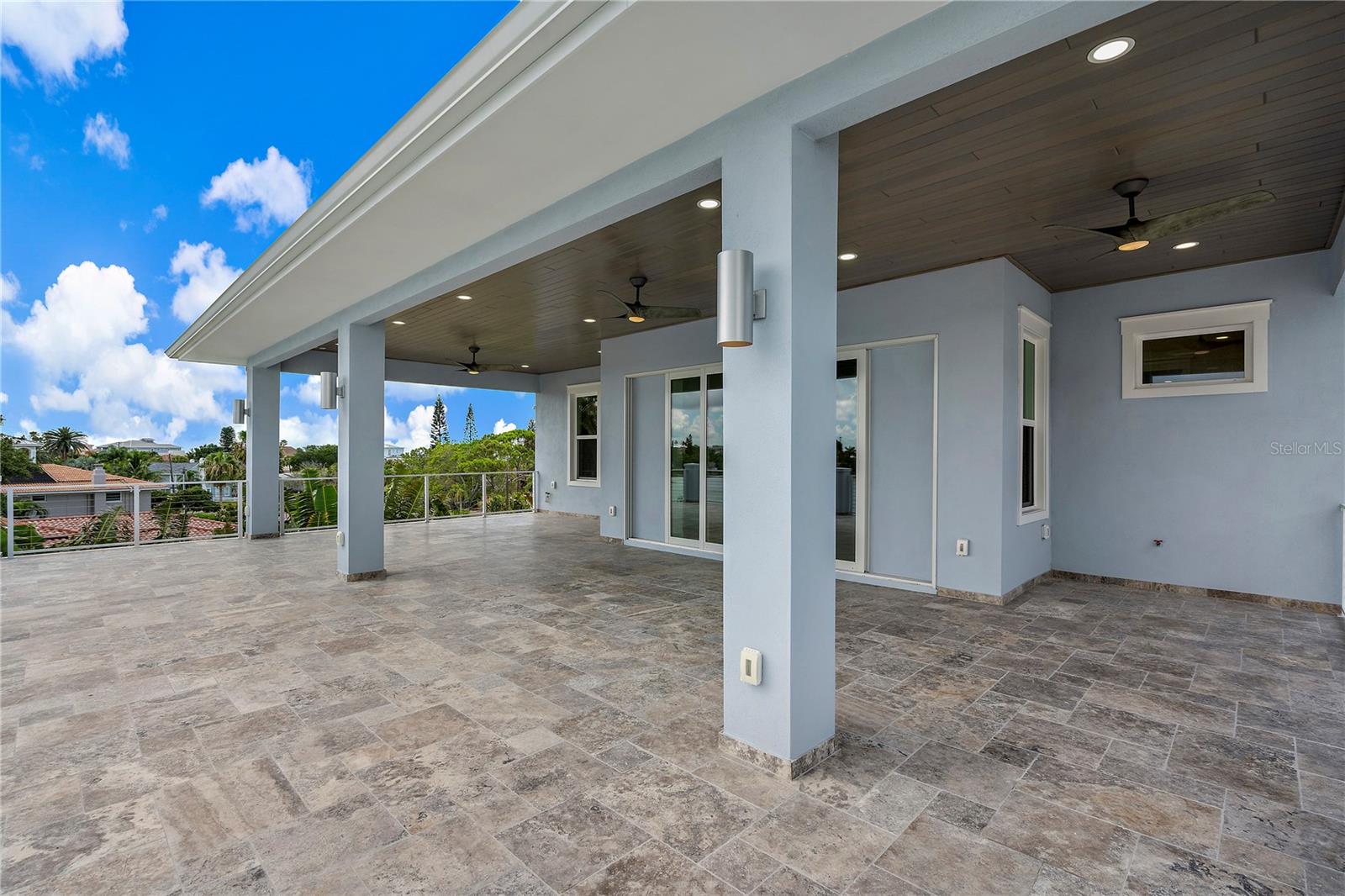 LONE PALM BEACH 2ND ADD - Residential