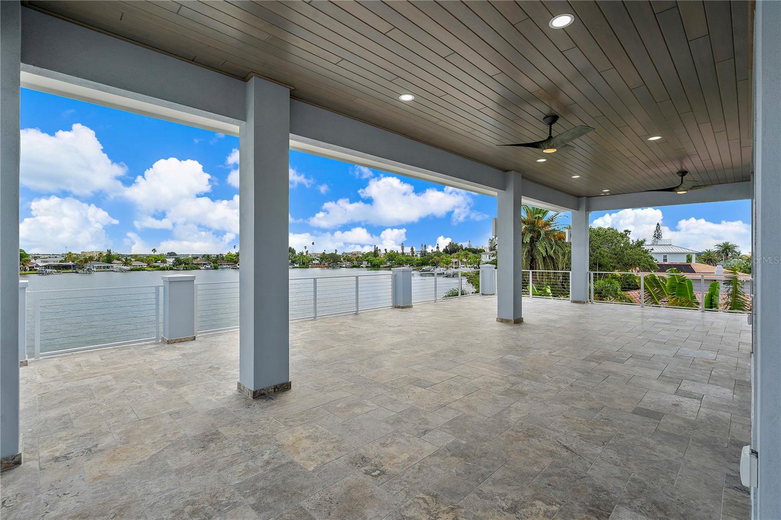 LONE PALM BEACH 2ND ADD - Residential