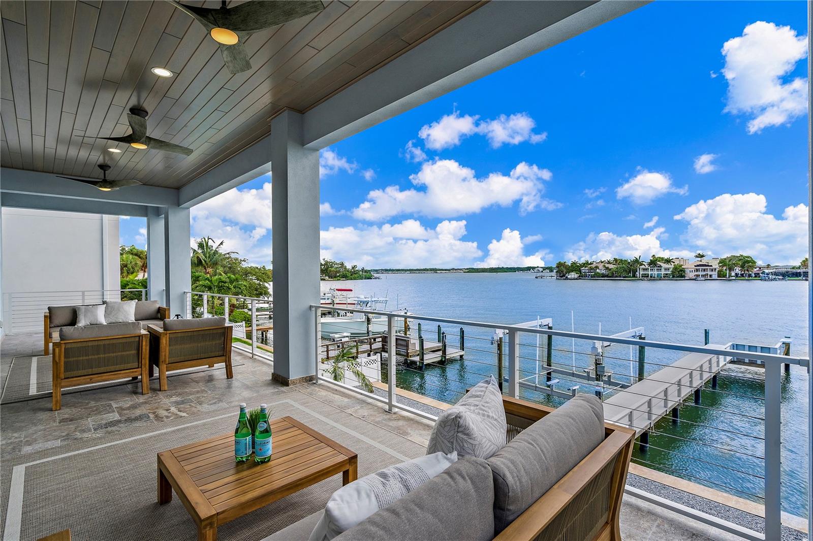 LONE PALM BEACH 2ND ADD - Residential