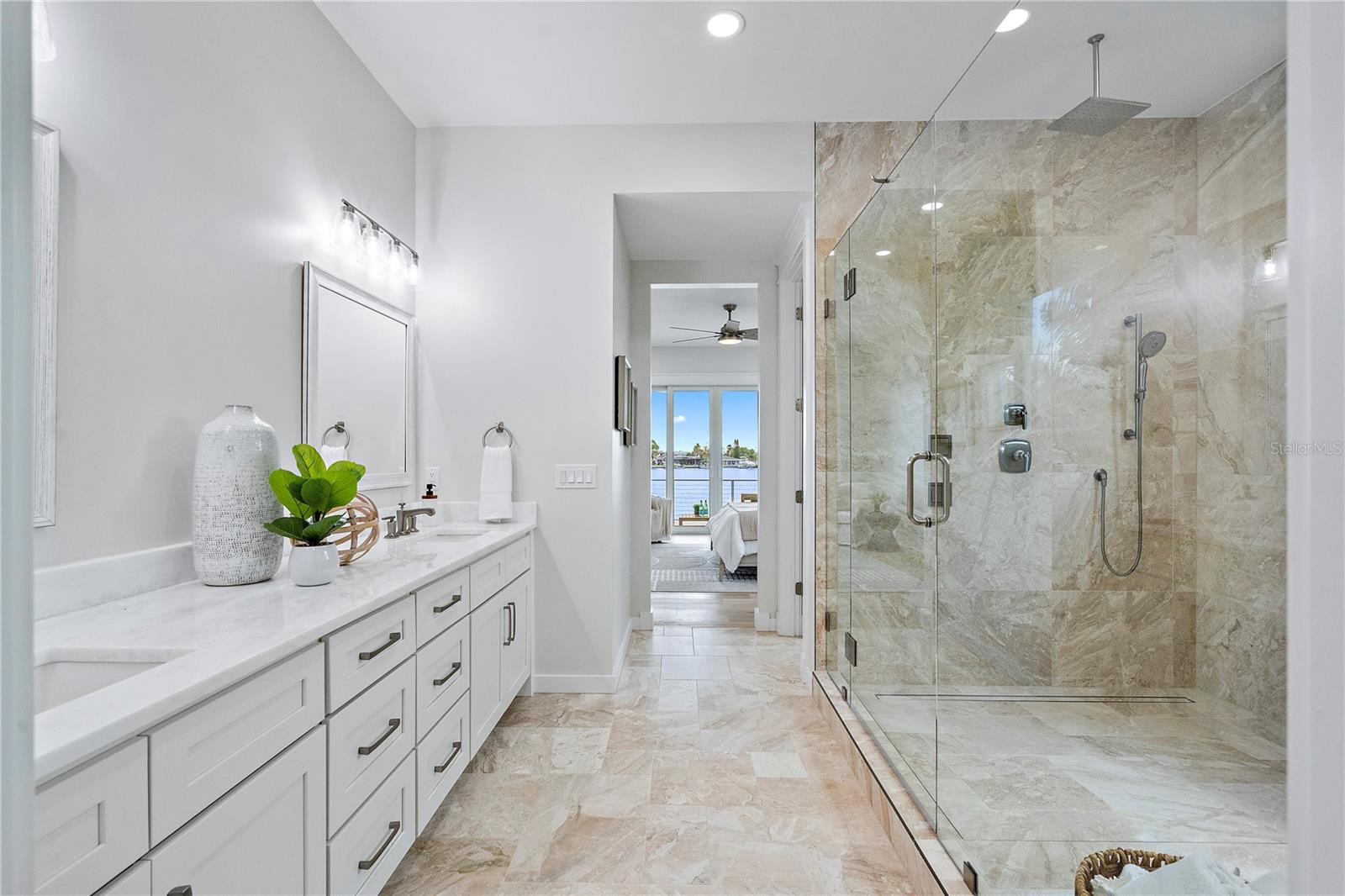 LONE PALM BEACH 2ND ADD - Residential