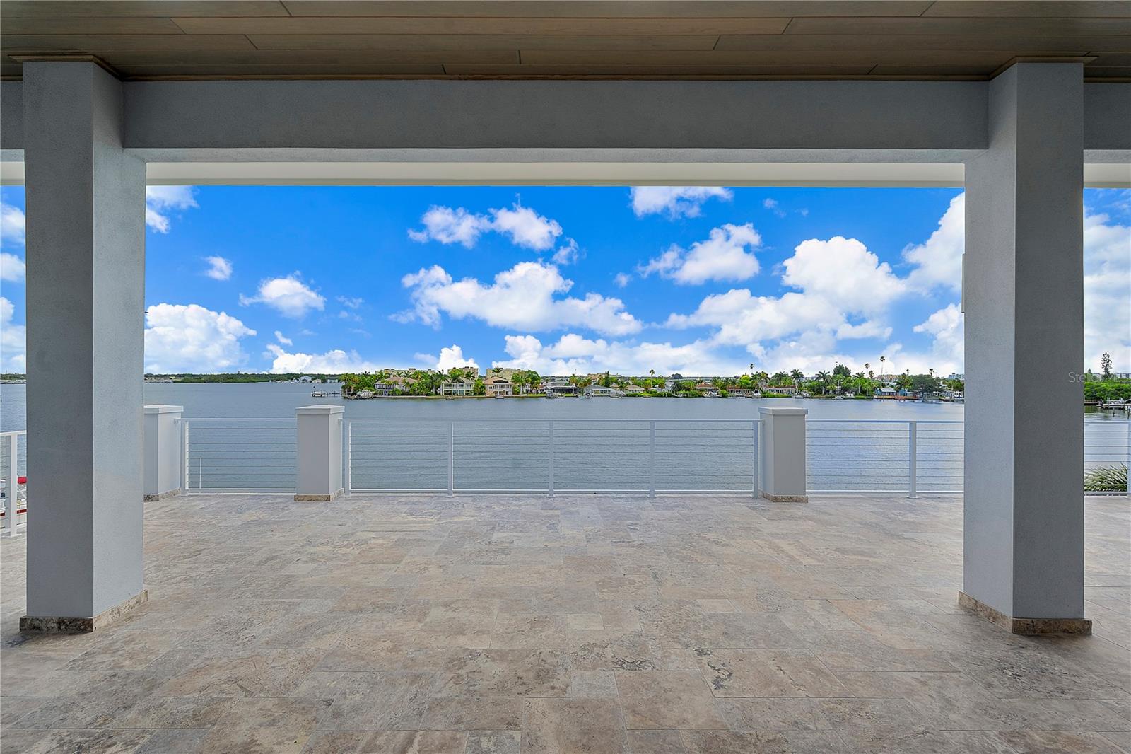 LONE PALM BEACH 2ND ADD - Residential