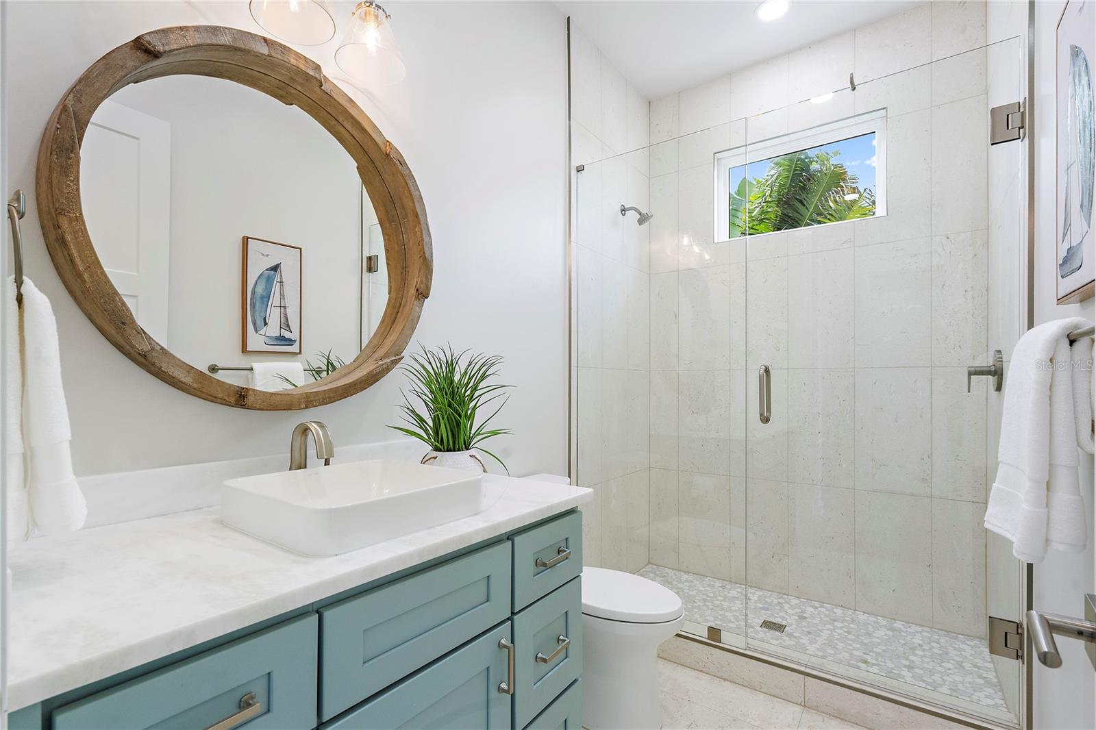 LONE PALM BEACH 2ND ADD - Residential