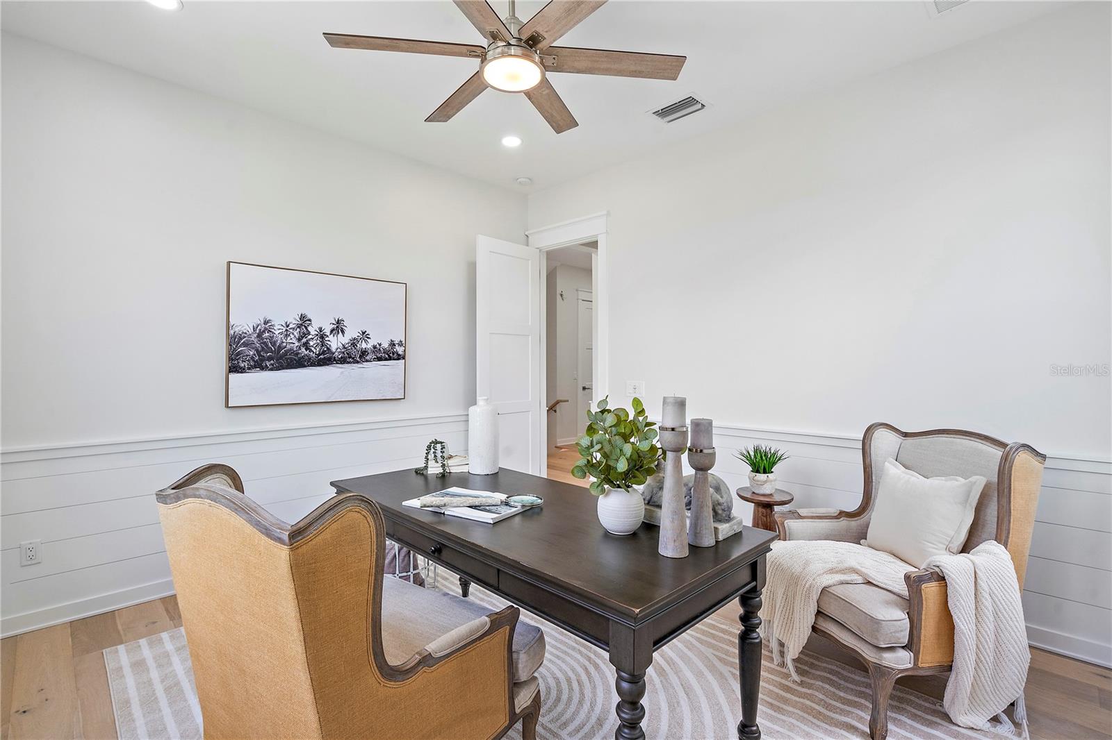 LONE PALM BEACH 2ND ADD - Residential