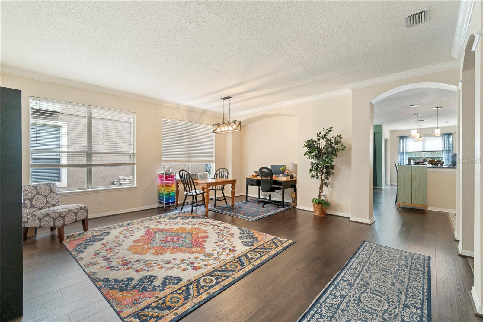 LAKES WINDERMERE PH 01 49 108 - Residential