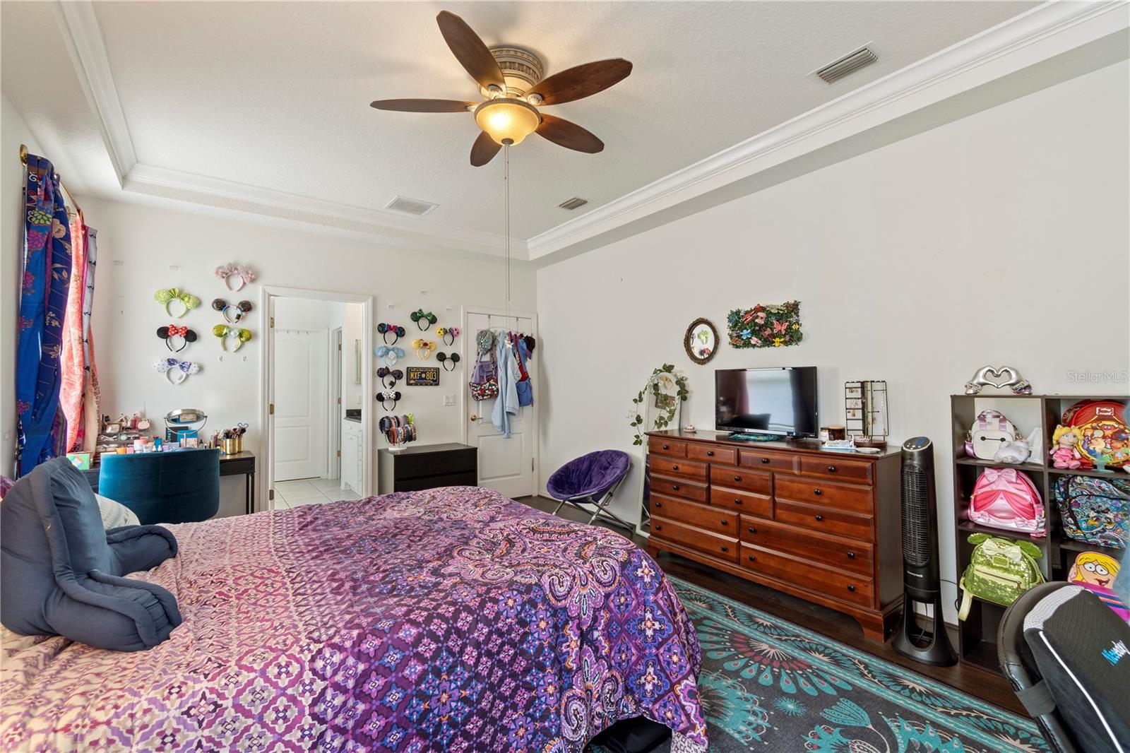 LAKES WINDERMERE PH 01 49 108 - Residential