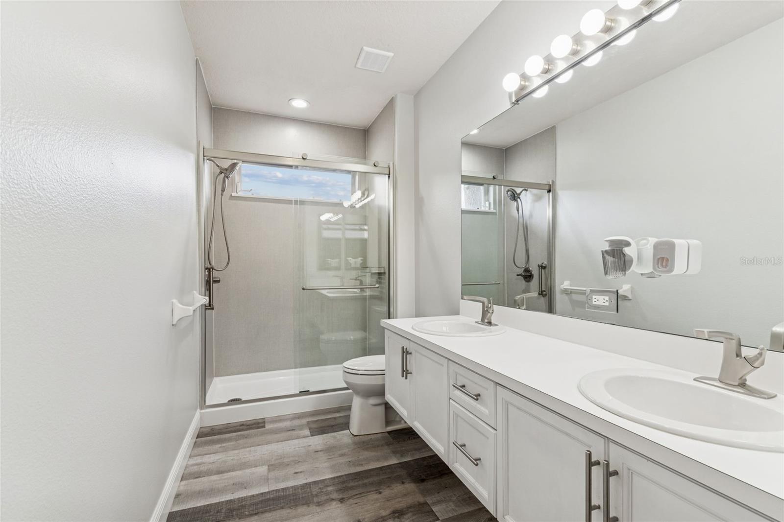 VILLAROSA PH 1C - Residential