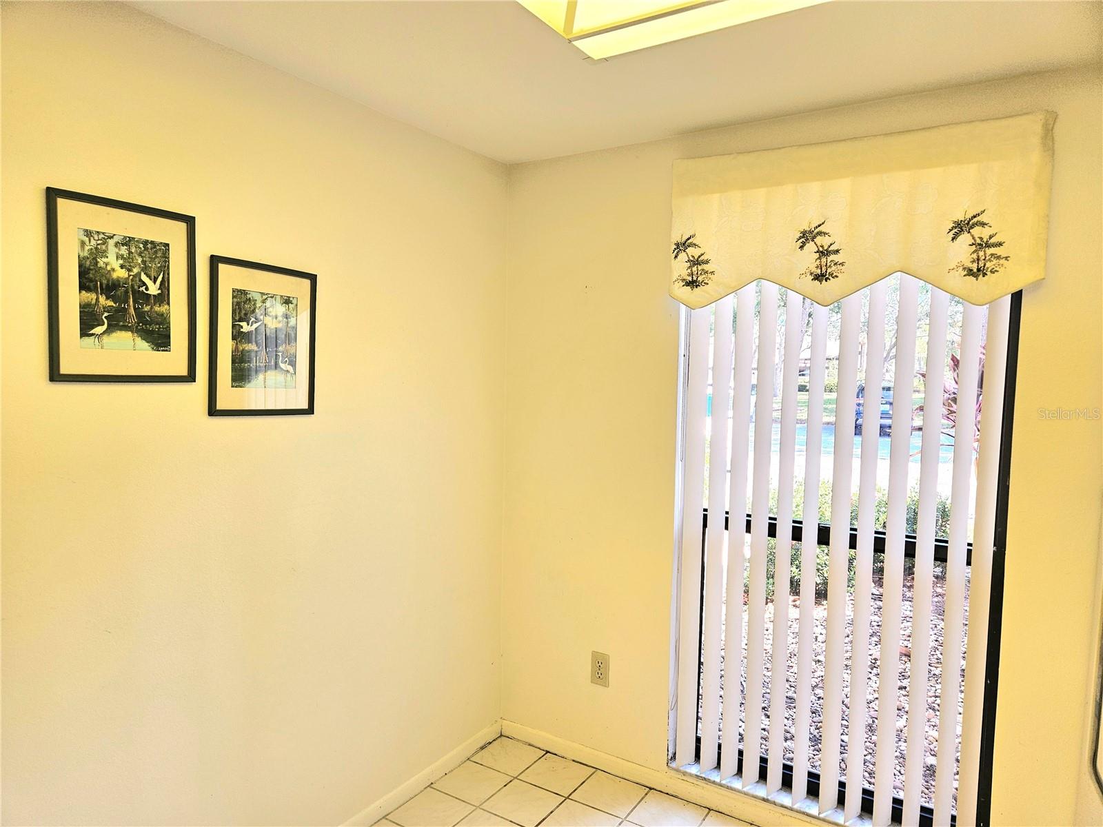 CHARTWELL GREEN - Residential