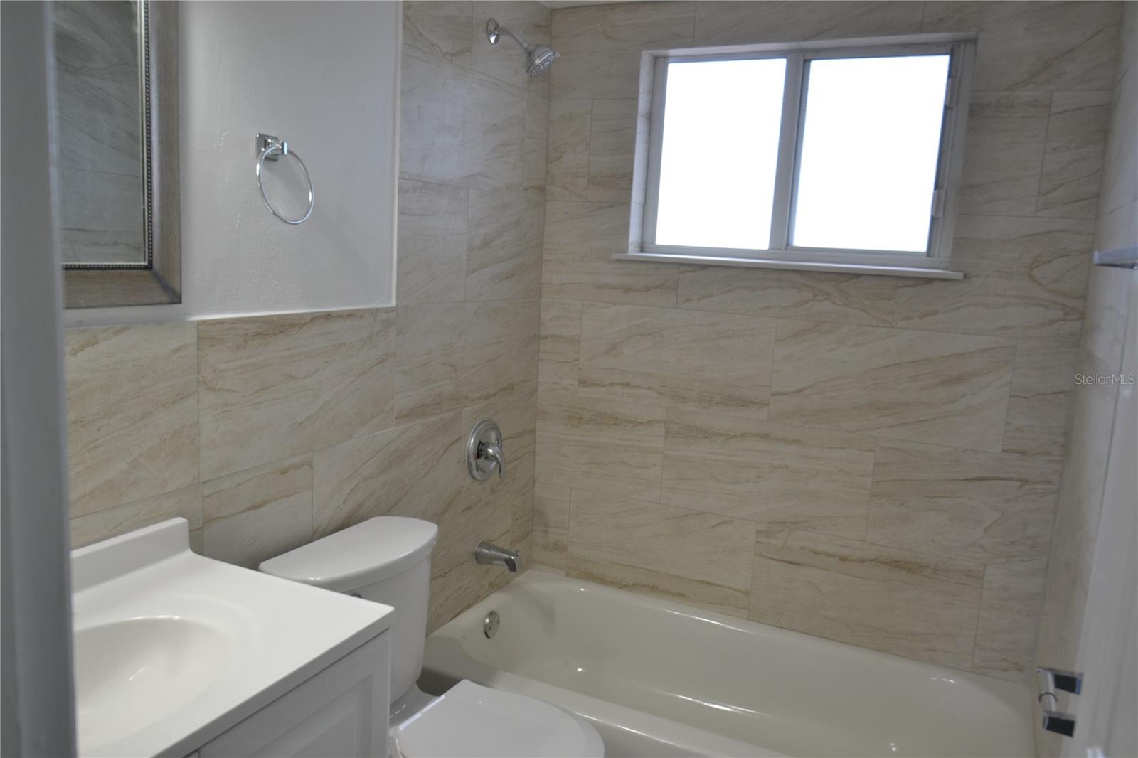 HOLIDAY LAKE ESTATES - Residential Lease