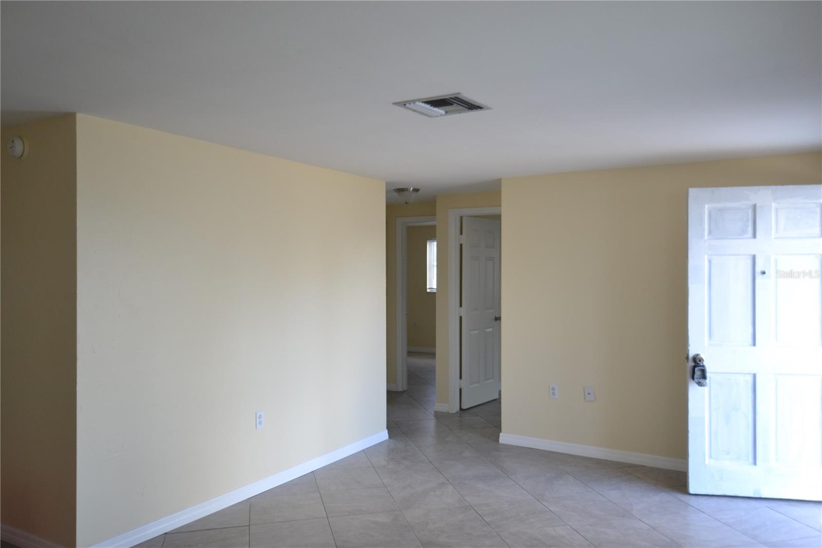 HOLIDAY LAKE ESTATES - Residential Lease