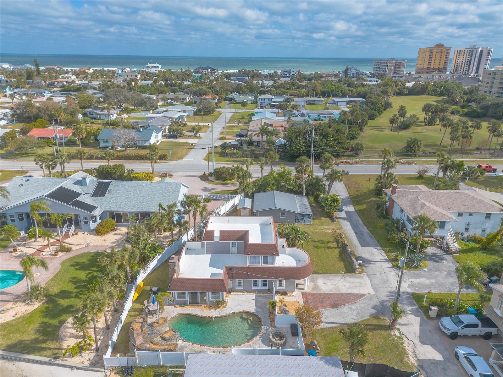 MC ELROYS BELLEVIEW - Residential