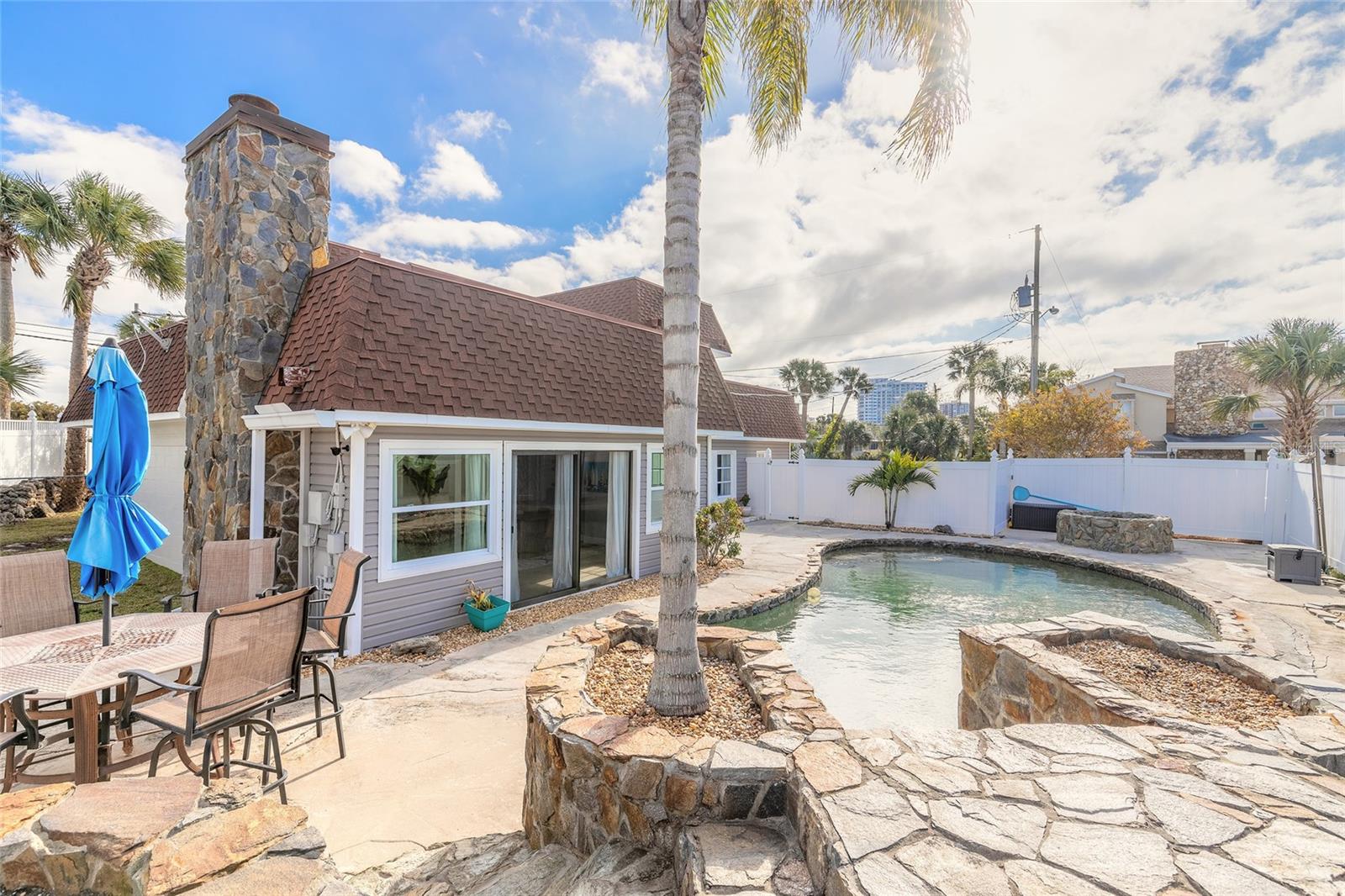 MC ELROYS BELLEVIEW - Residential