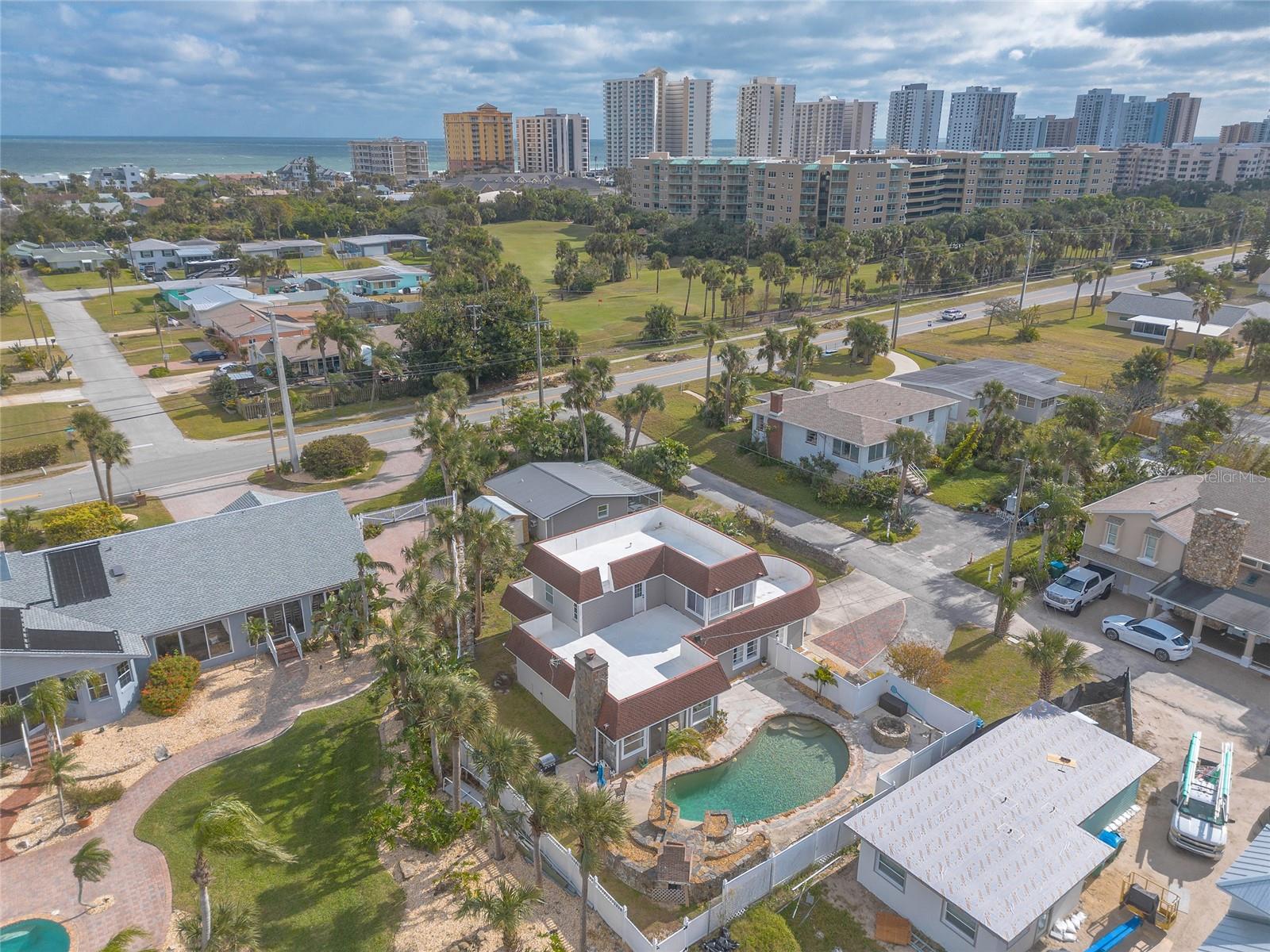 MC ELROYS BELLEVIEW - Residential