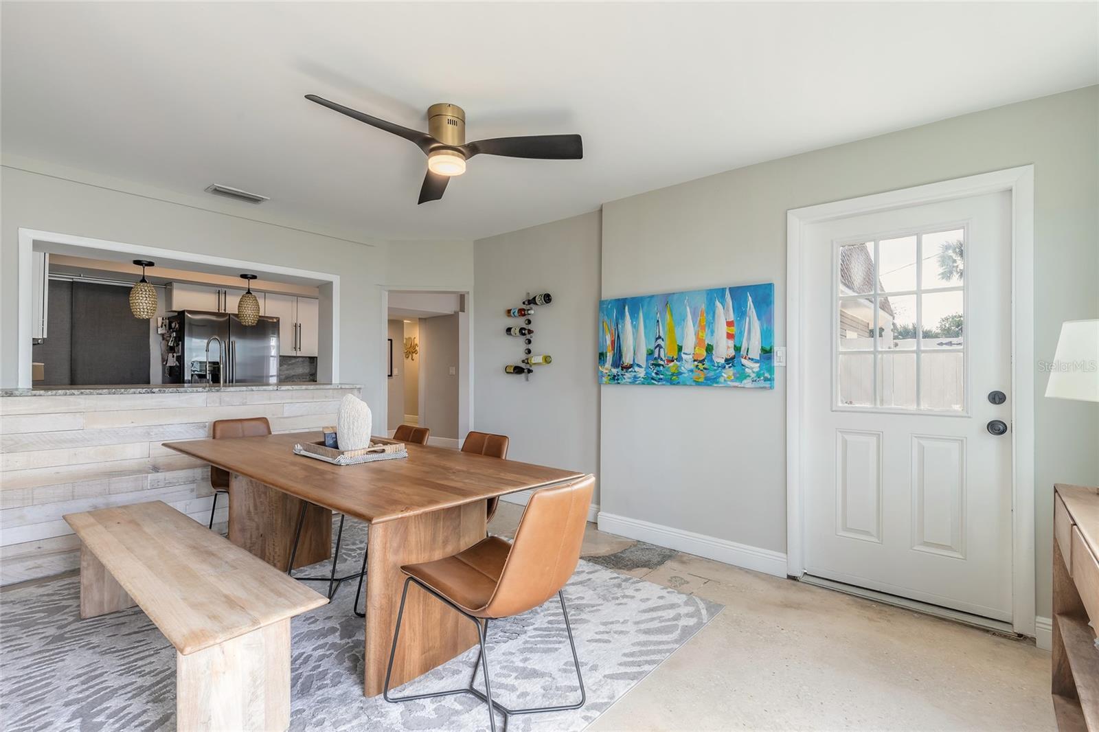 MC ELROYS BELLEVIEW - Residential