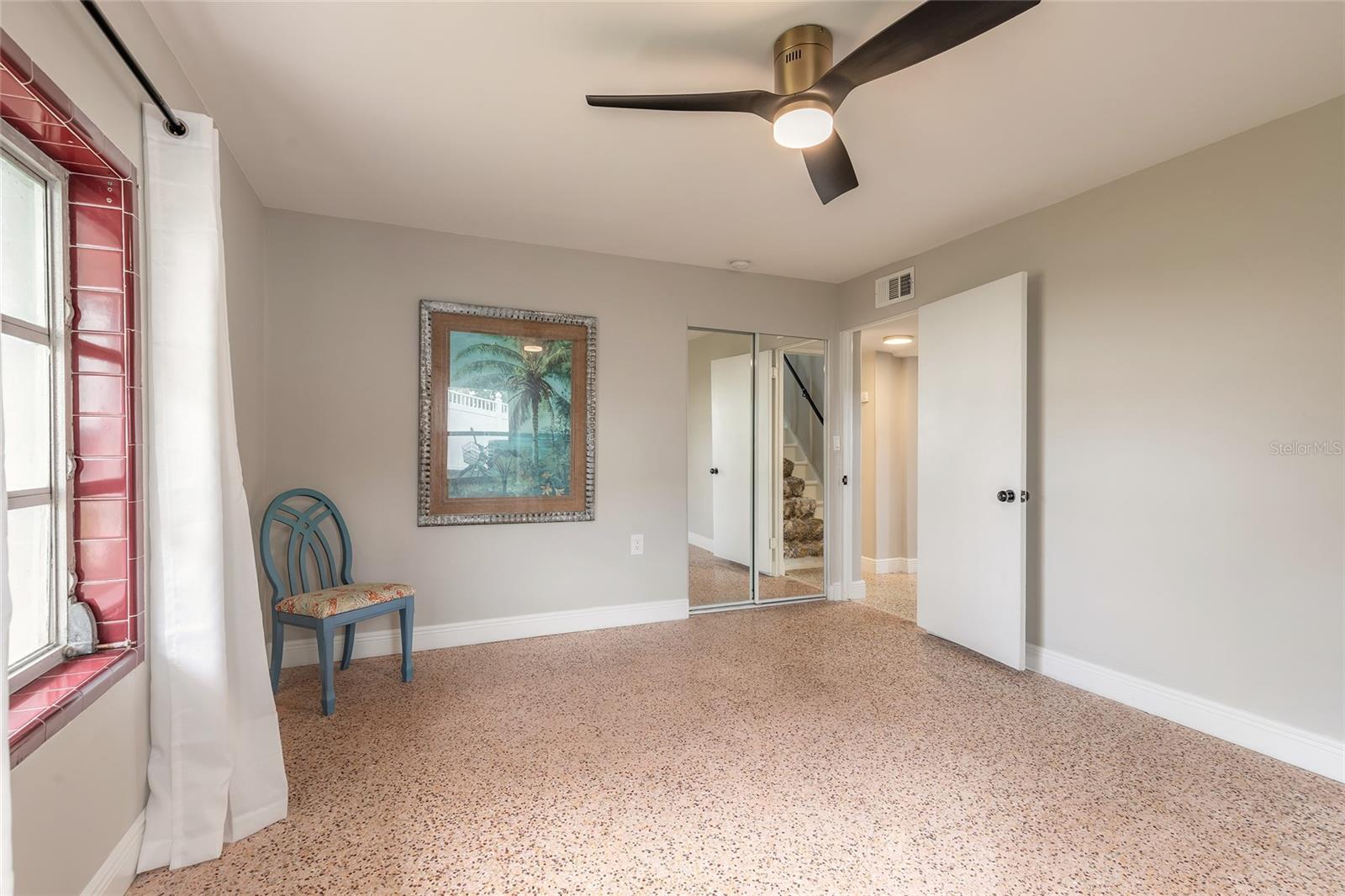 MC ELROYS BELLEVIEW - Residential