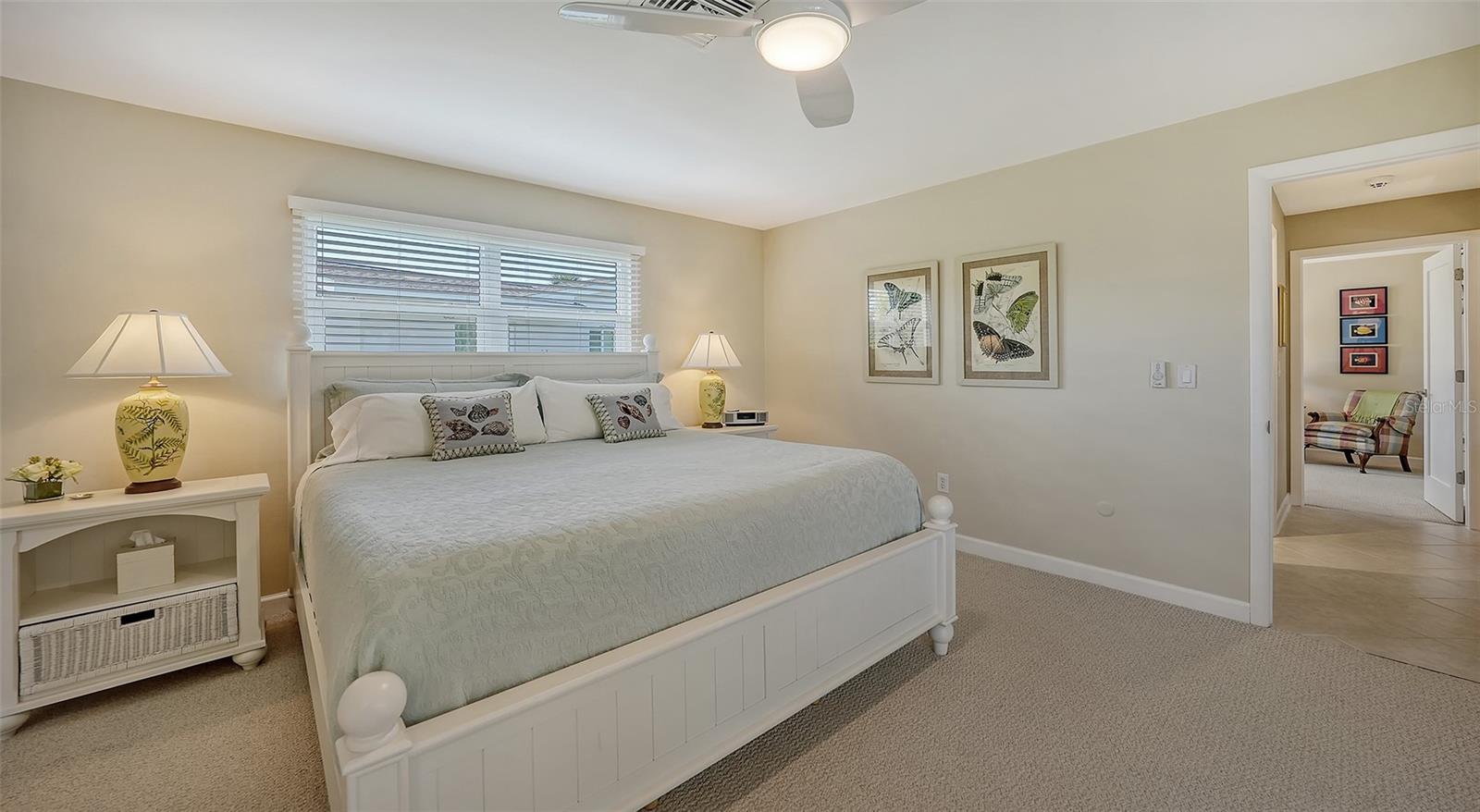 COUNTRY CLUB SHORES - Residential