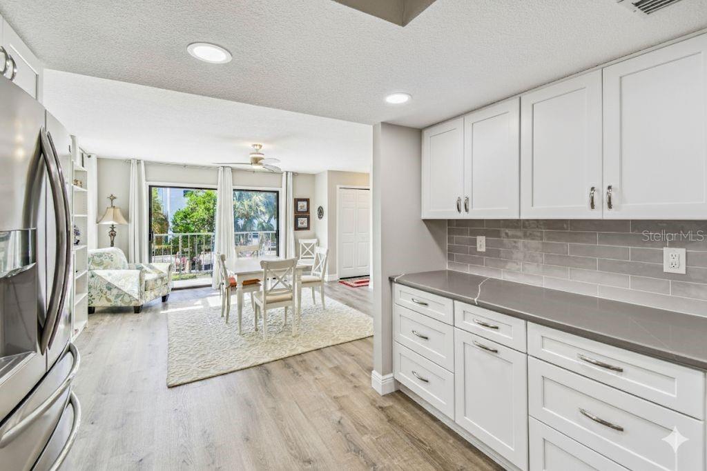 MACEDONIAN CONDO - Residential