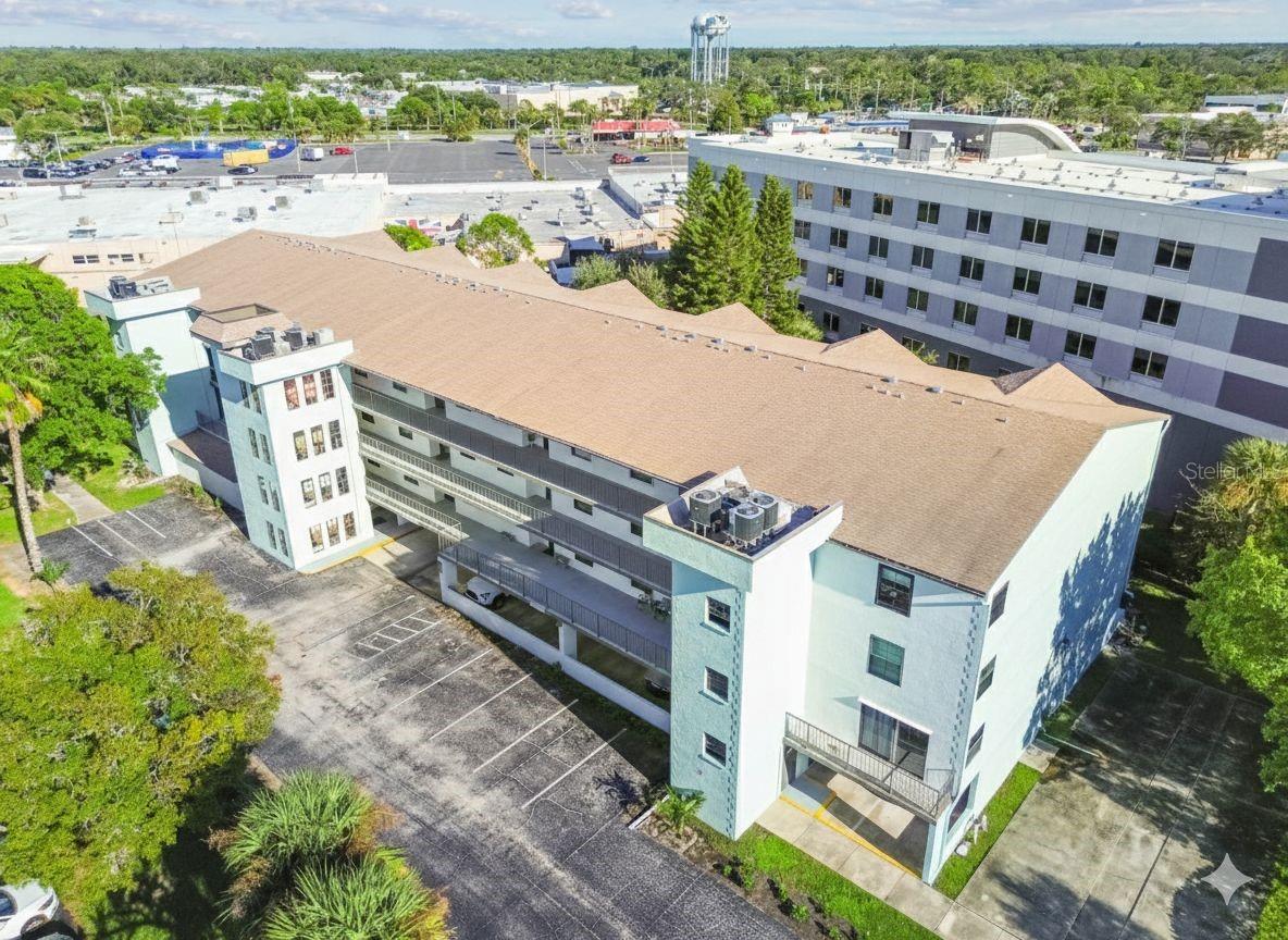 MACEDONIAN CONDO - Residential