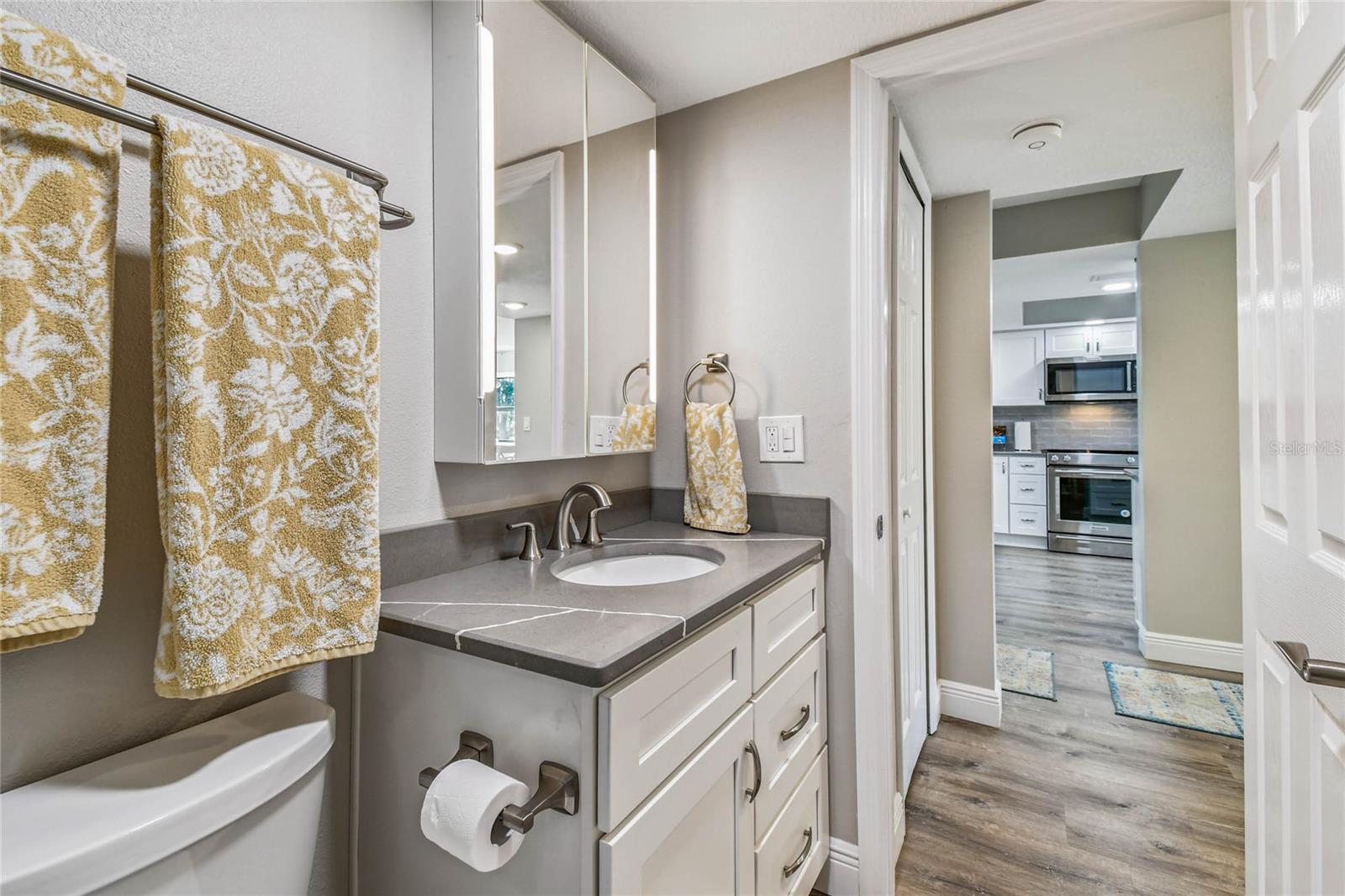 MACEDONIAN CONDO - Residential