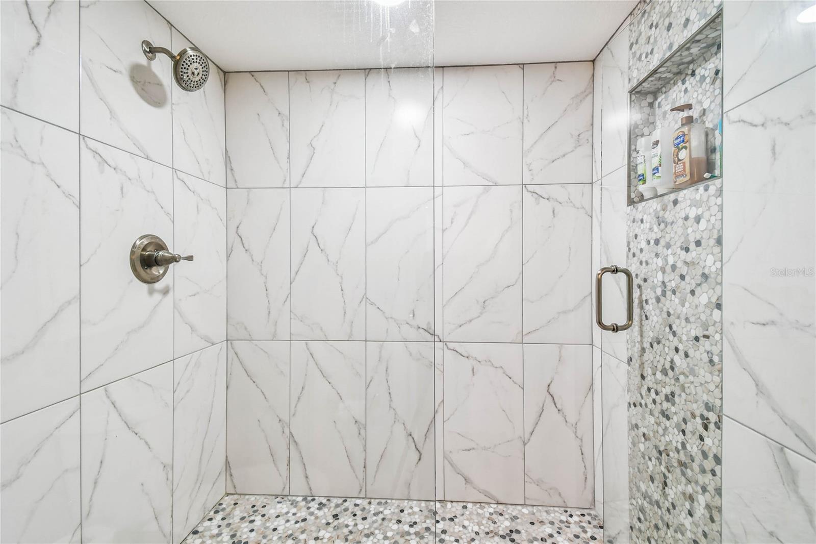 MACEDONIAN CONDO - Residential