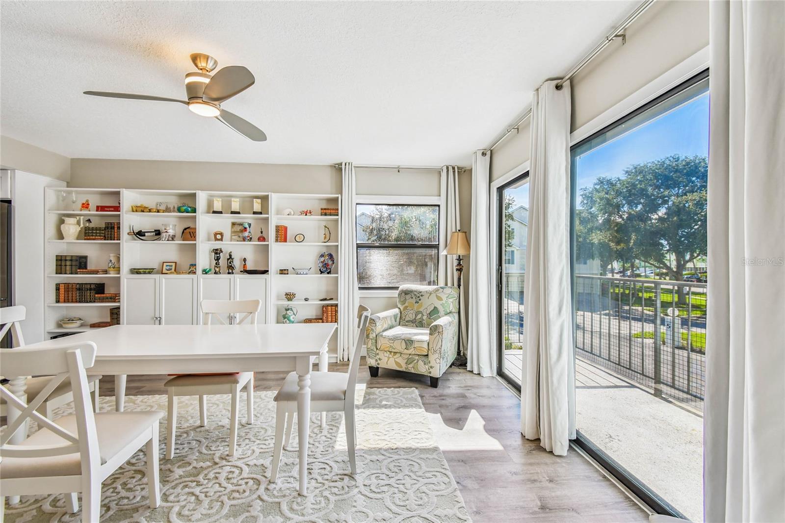 MACEDONIAN CONDO - Residential
