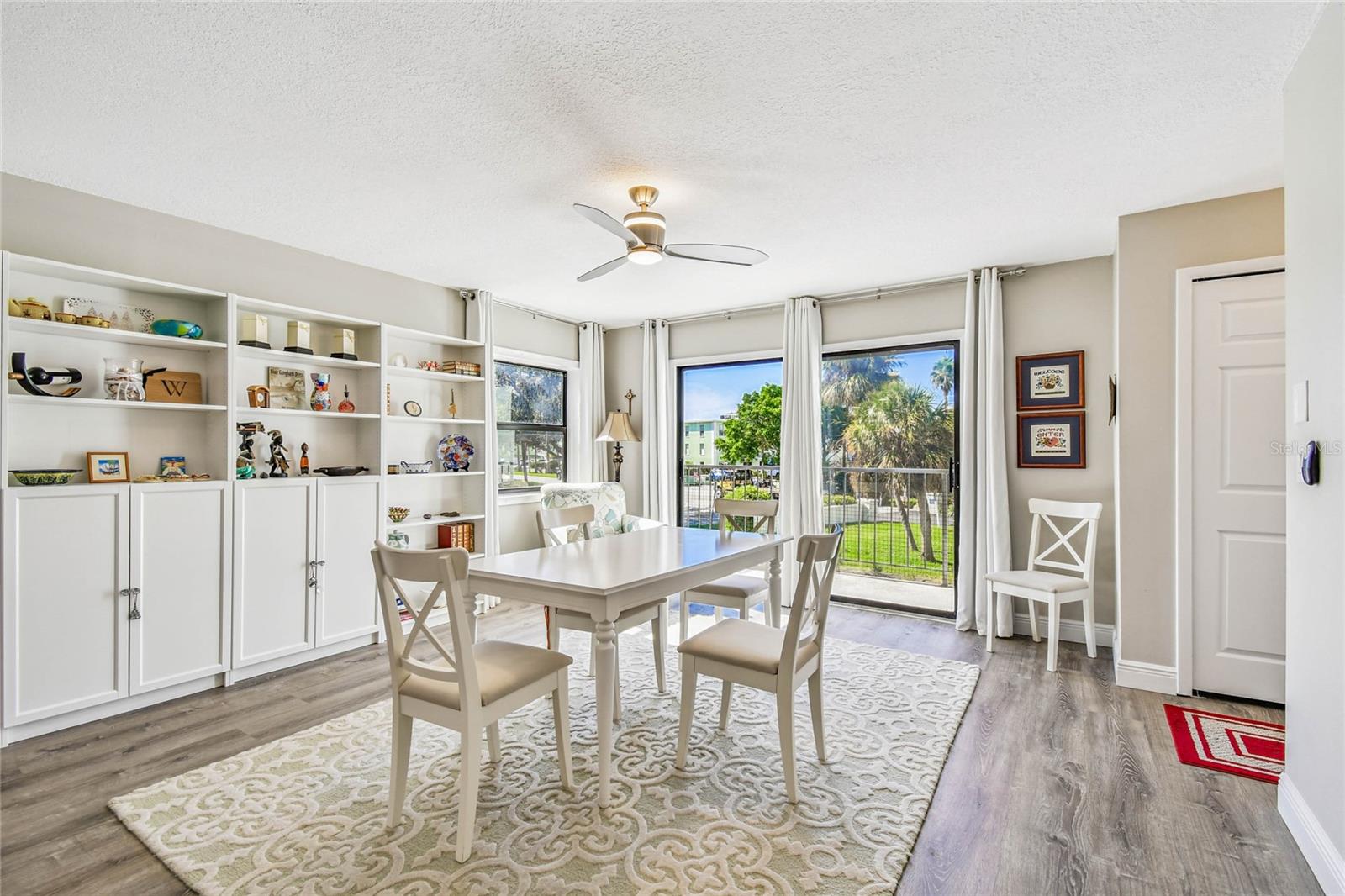 MACEDONIAN CONDO - Residential