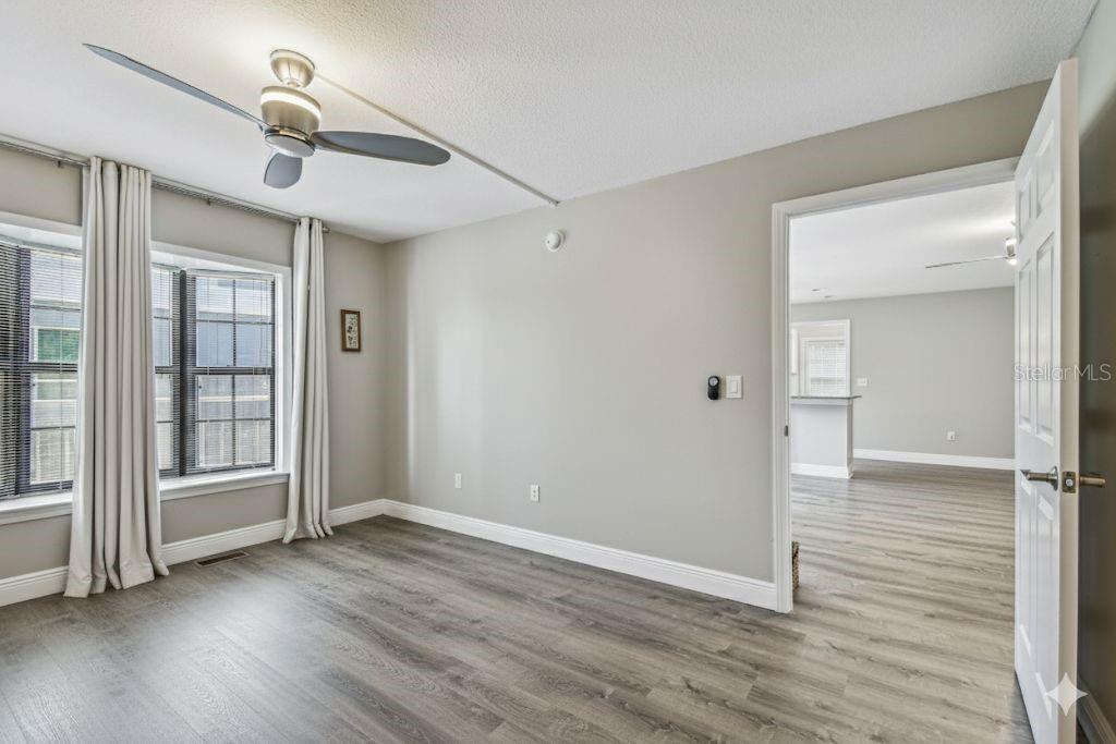 MACEDONIAN CONDO - Residential