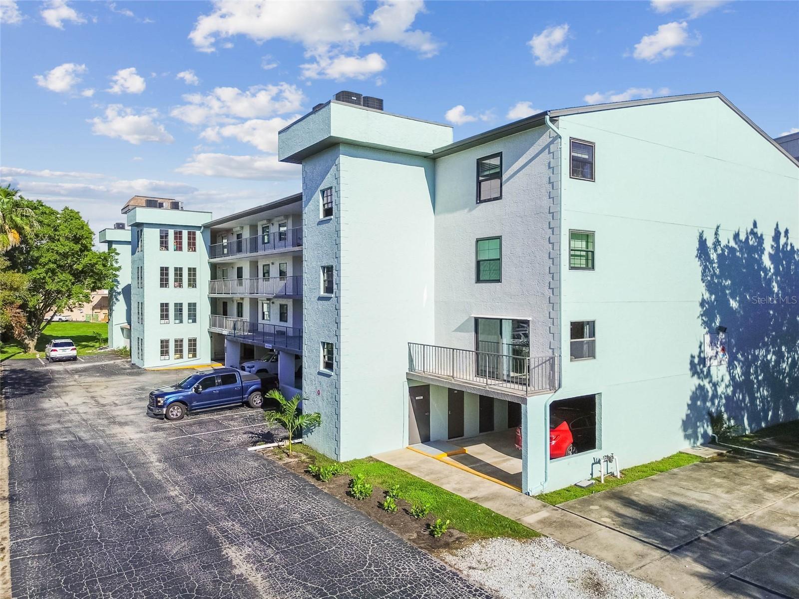 MACEDONIAN CONDO - Residential