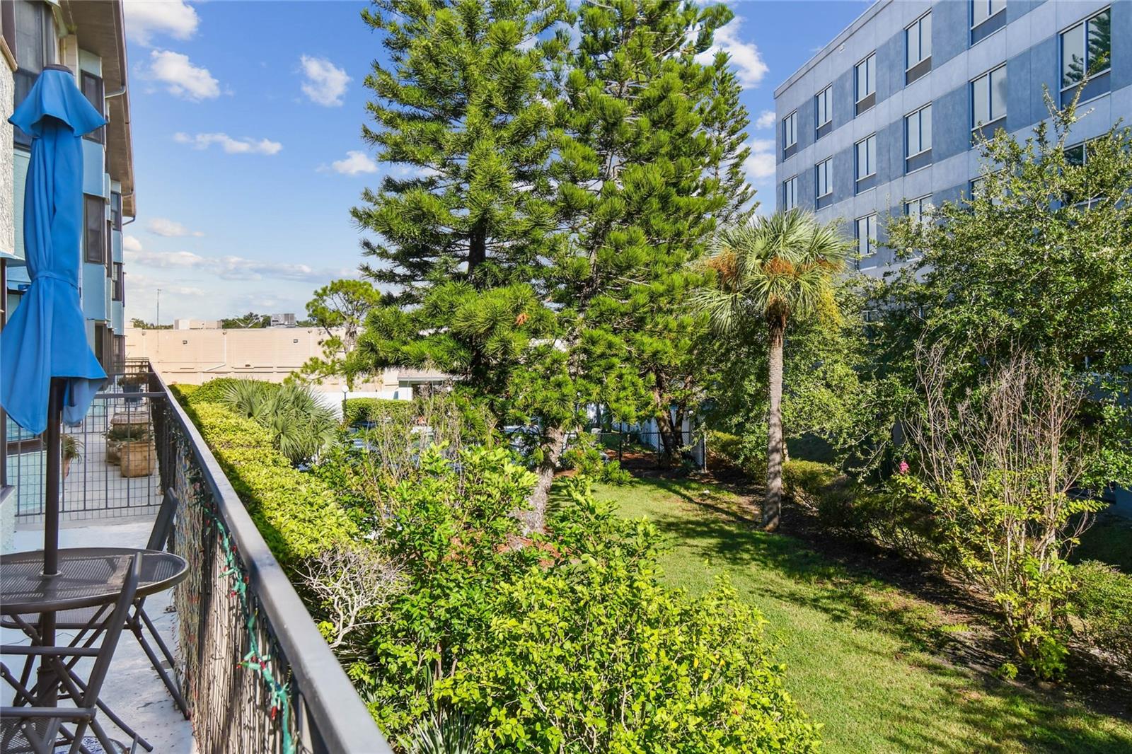 MACEDONIAN CONDO - Residential